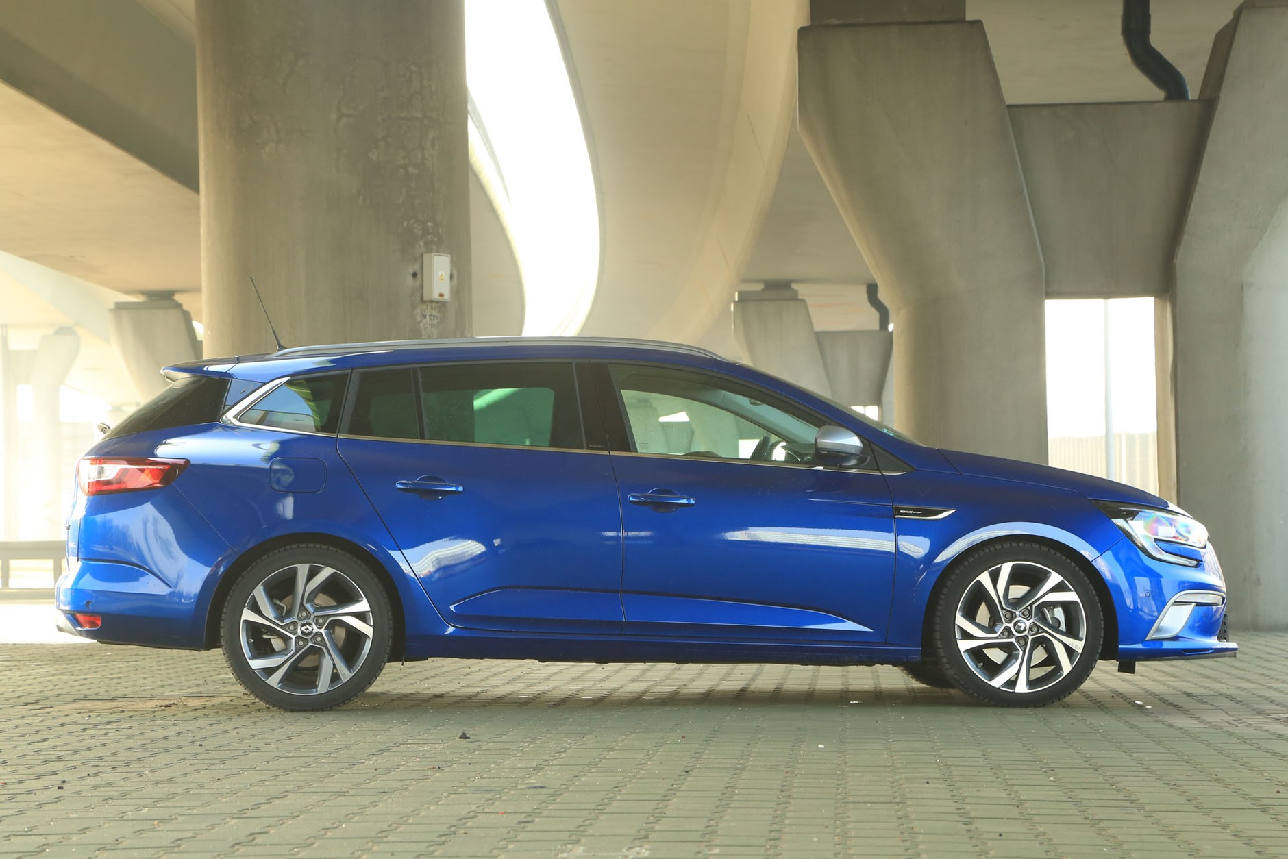 Renault Mégane GT Grandtour 160 dCi - kombi dla modnego taty z werwą