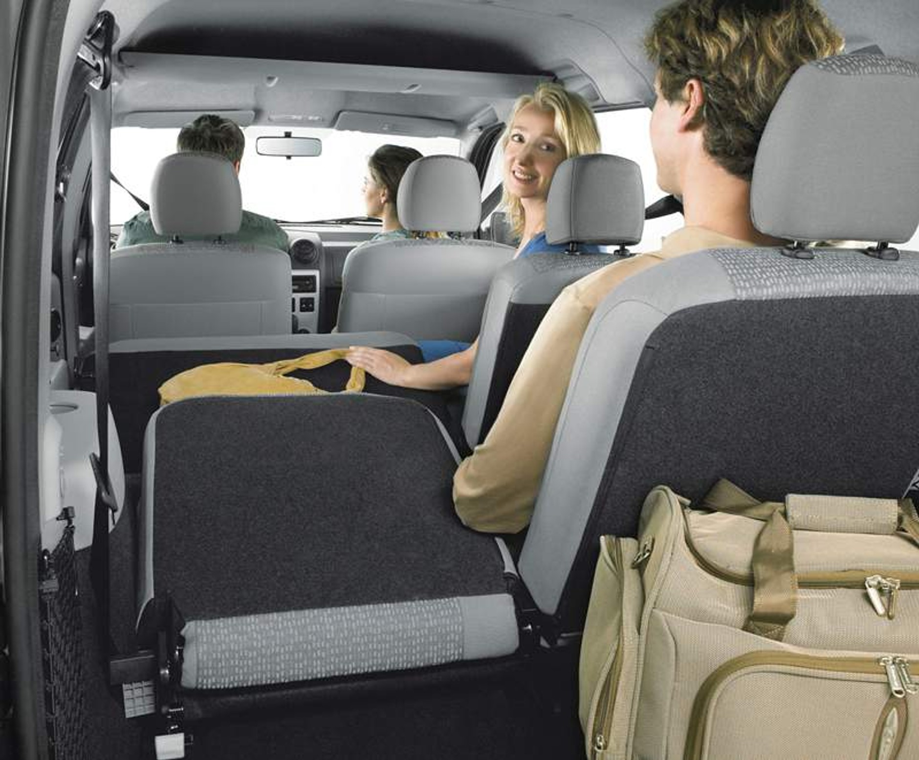 Dacia Logan MCV 1.6 16V: pierwsze jazdy i cena w Polsce!