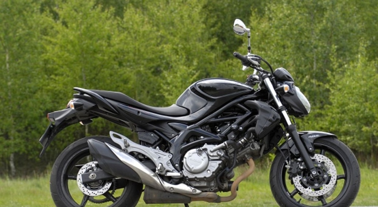 Suzuki Gladius: miejska zabawka
