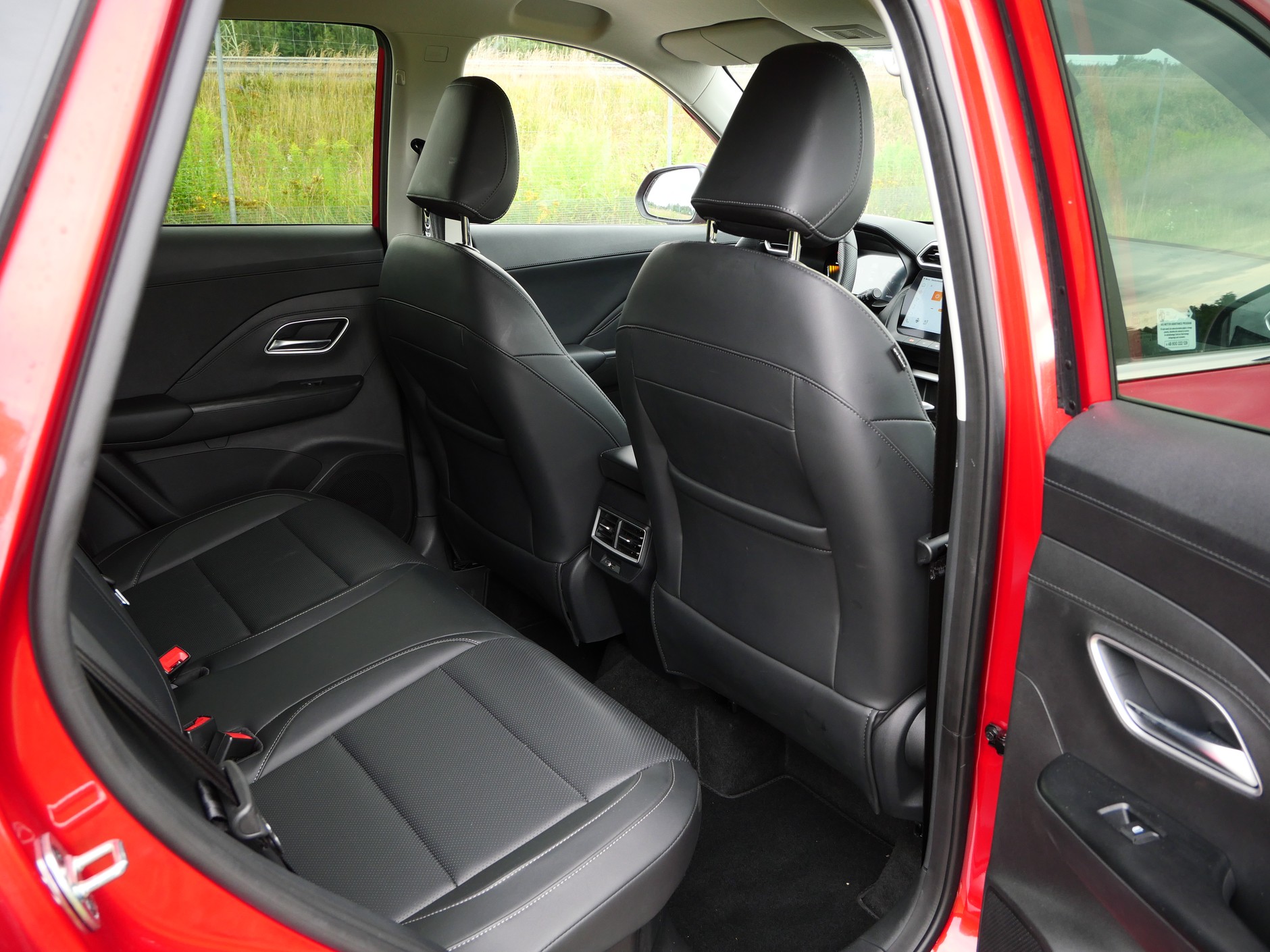 MG ZS Hybrid +