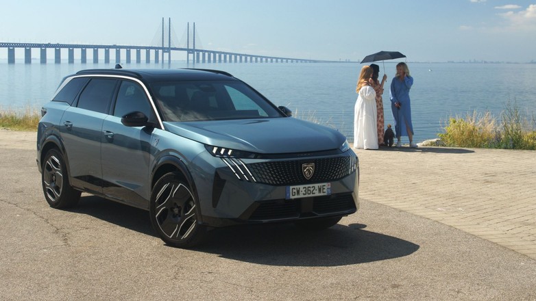 Peugeot E-5008 w pierwszym teście