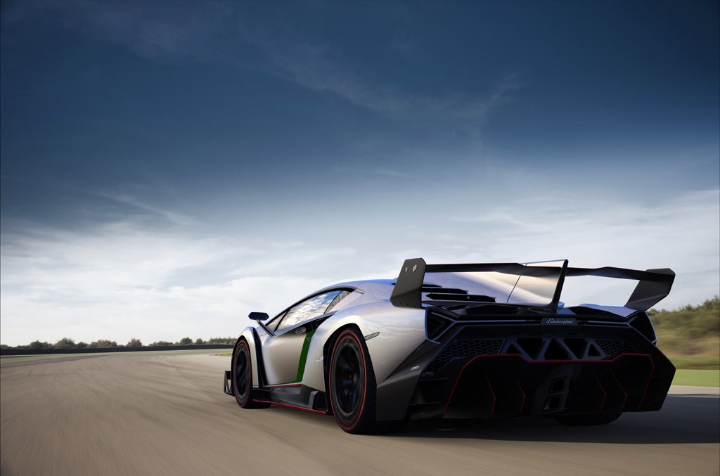 Lamborghini Veneno: ku chwale mordercy
