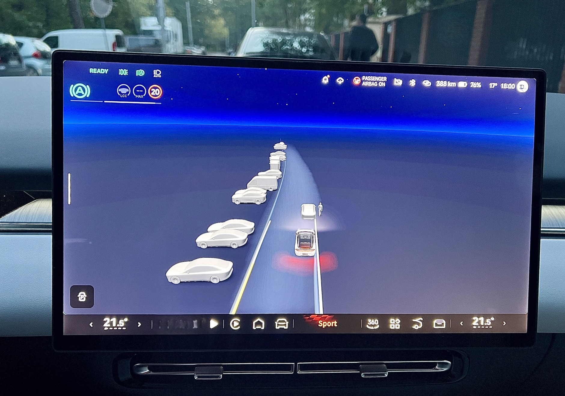 XPeng P7+