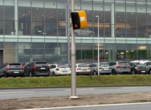 Nowe superradary na polskich drogach. TraffiStar SR390 wygląda inaczej i "widzi" dużo więcej