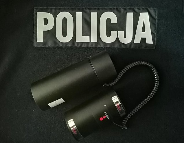 Policja ma specjalne mierniki do szyb