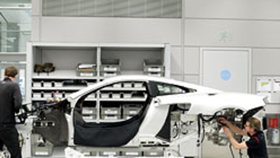 Tak powstawał pierwszy McLaren MP4-12C