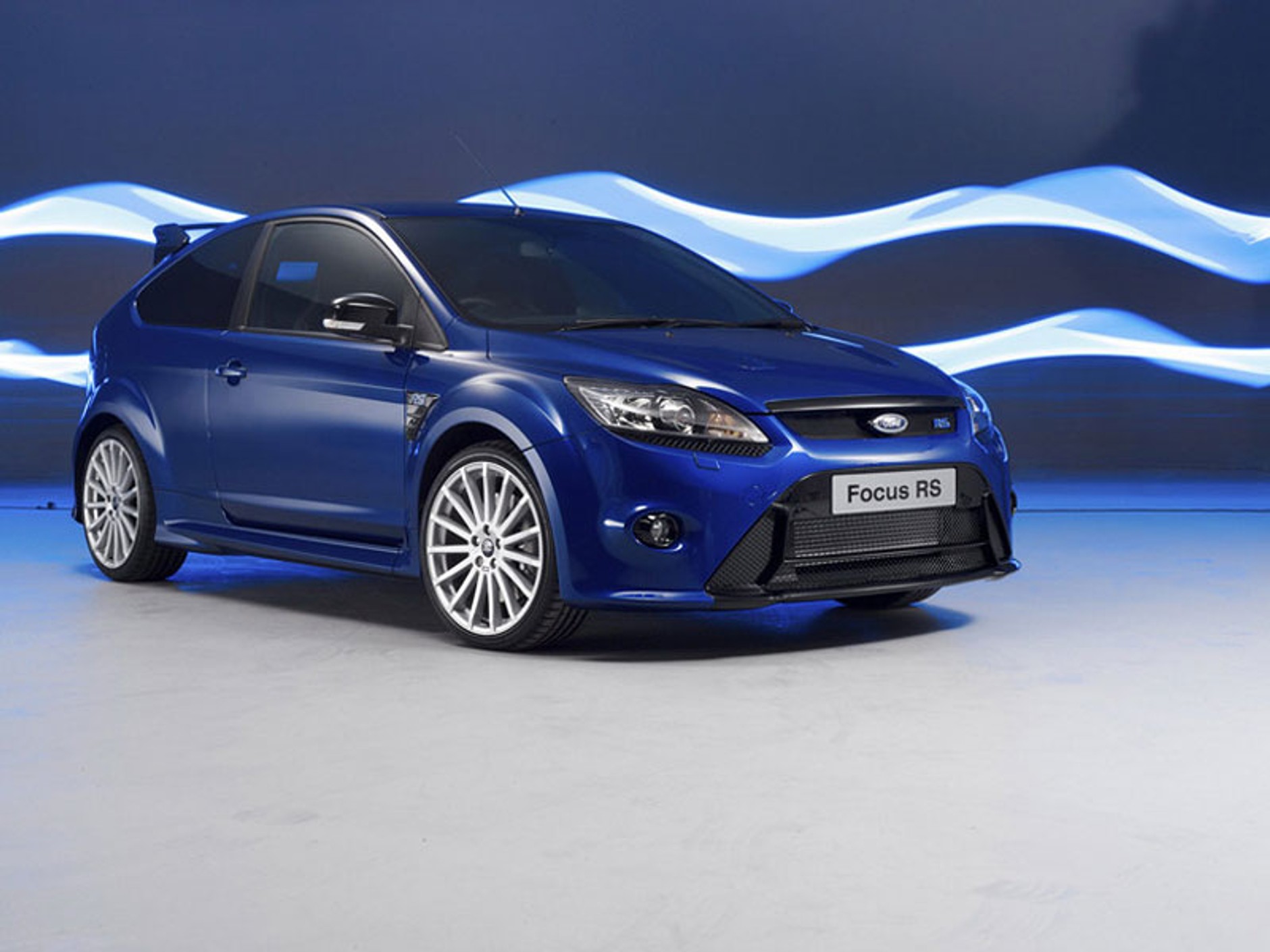Ford Focus RS: najszybszy Focus wszech czasów (2,5 T, 305 KM, 263 km/h)