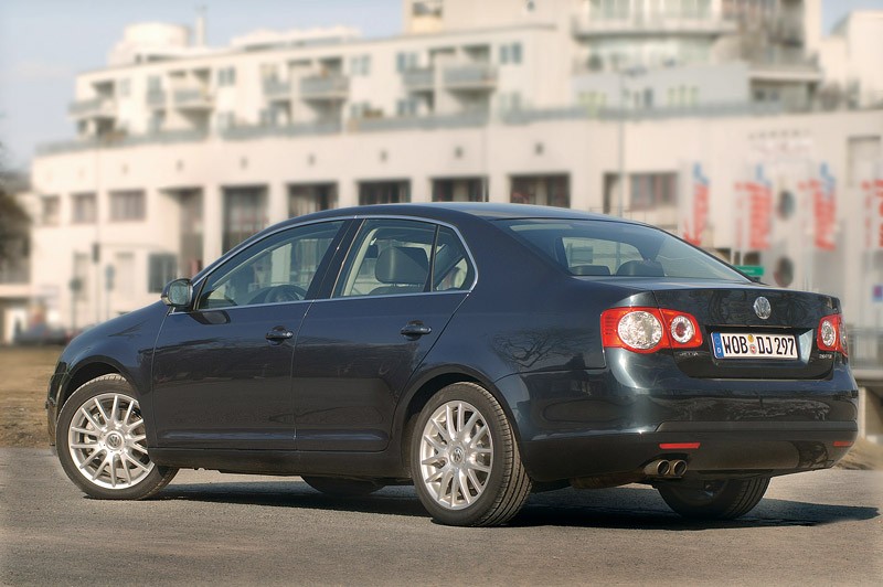 Volkswagen: silniki TDI-CR w modelach Golf Variant i Jetta