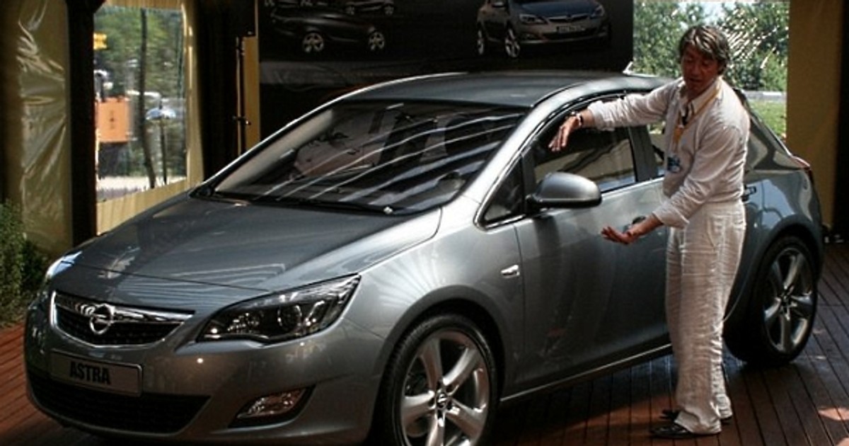 Opel Astra IV