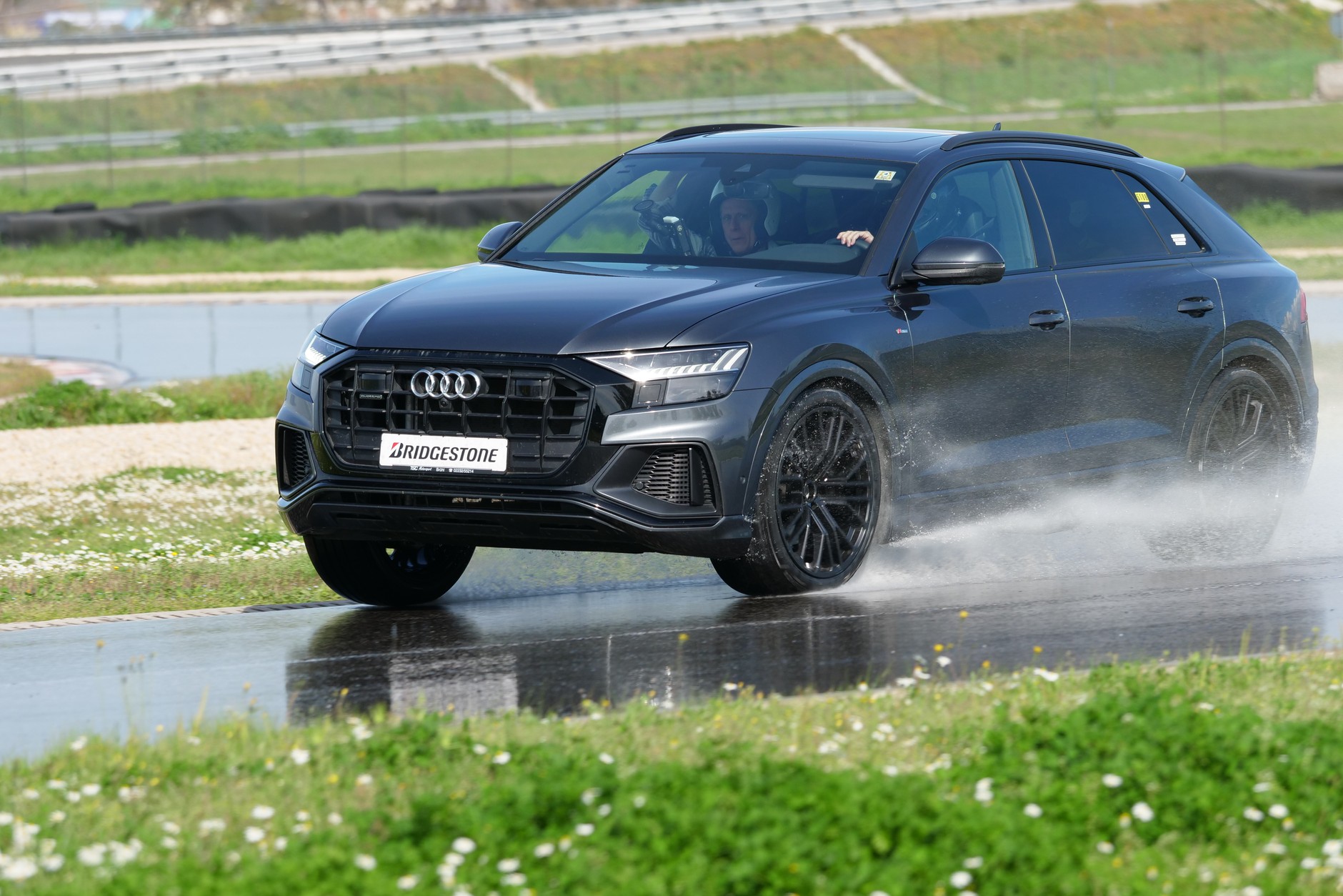 Centrum badawczo-rozwojowe i fabryka Bridgestone'a we Włoszech