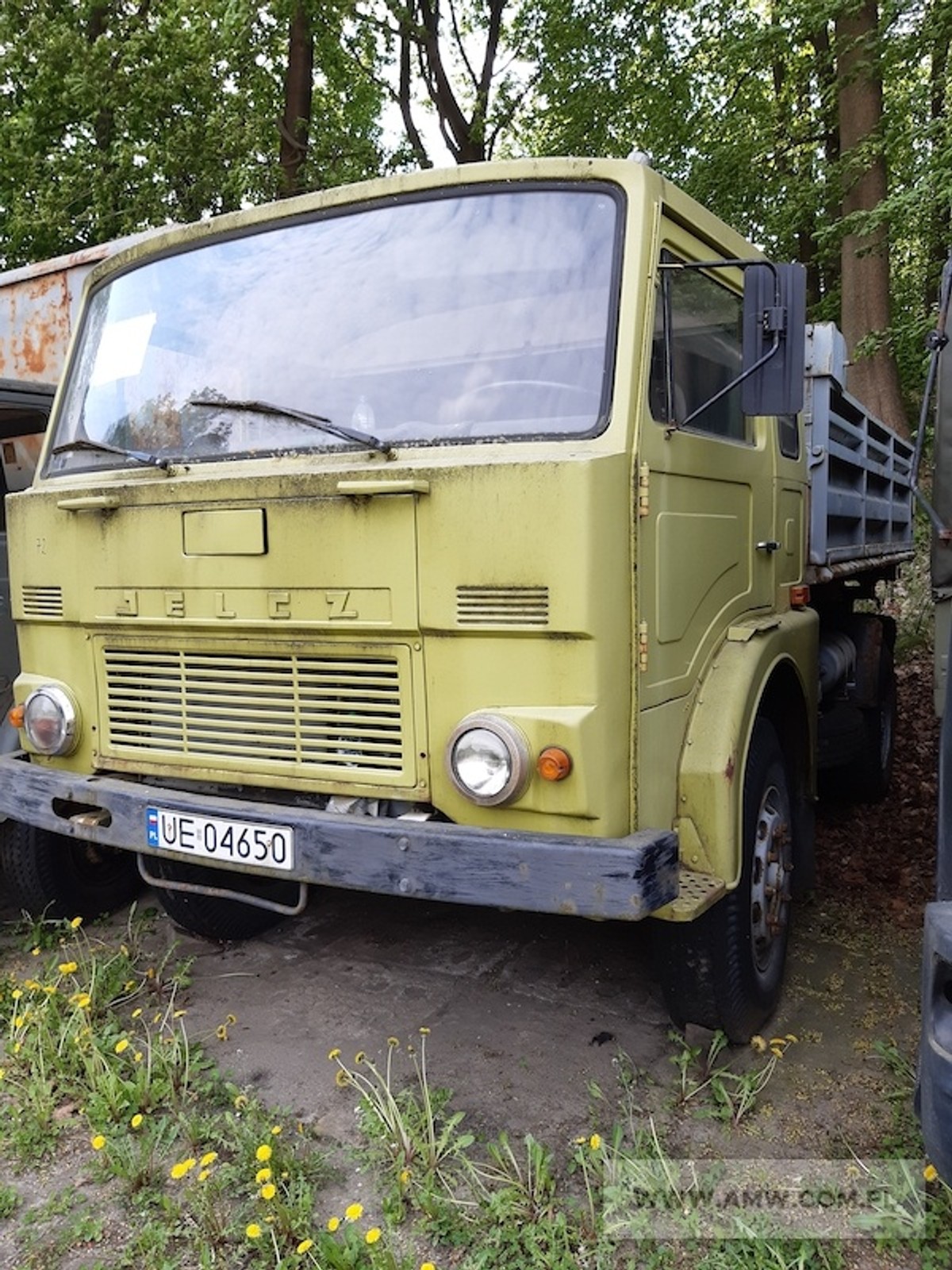 Samochód wywrotka dużej ładowności Jelcz W317 1990 r., cena wywoławcza 12 tys. zł