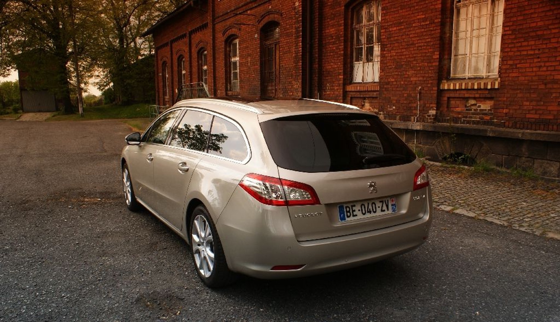Peugeot 508 1.6 THP: lew rusza na polowanie