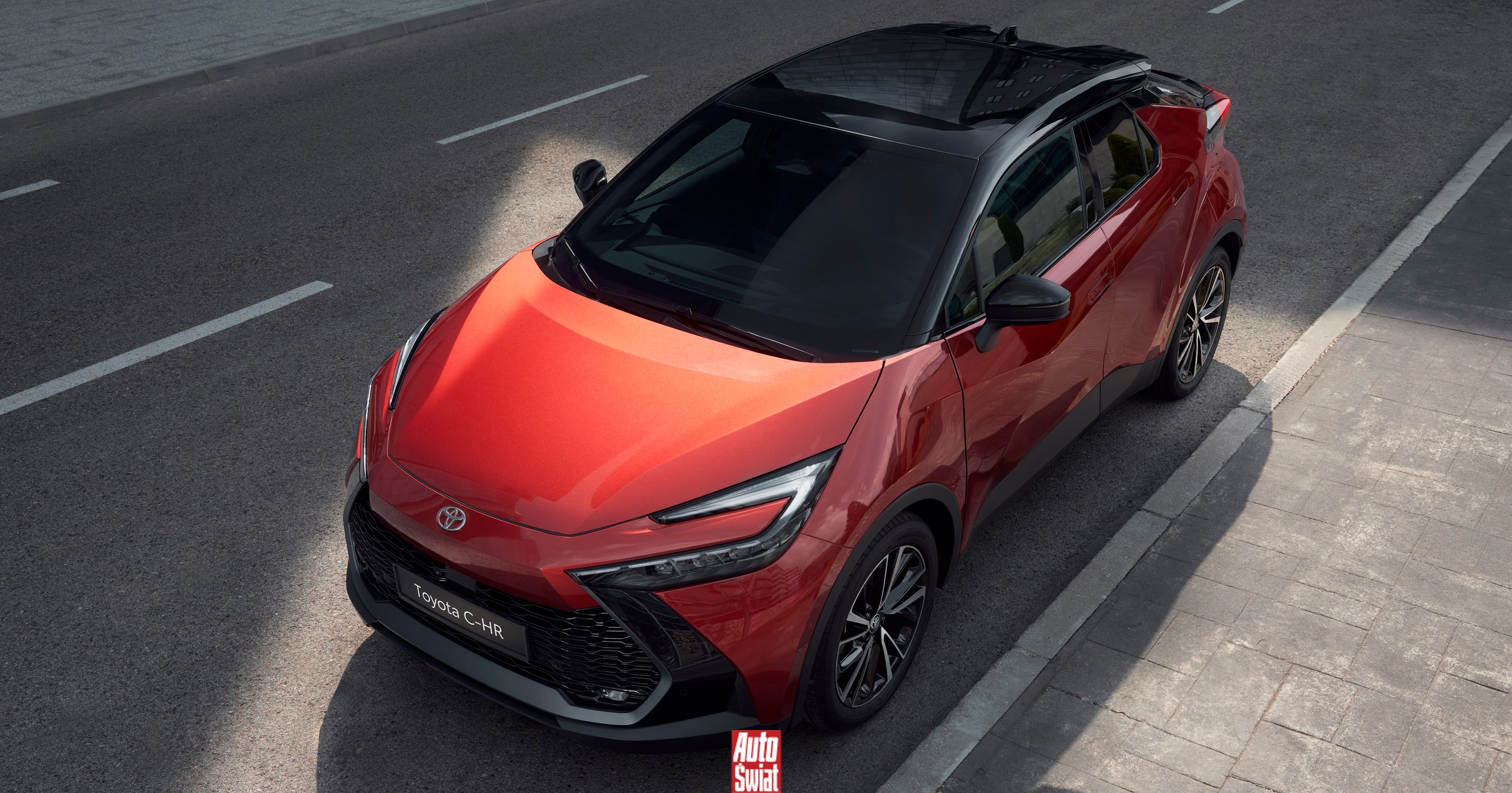 Toyota C-HR Plug-in Hybrid z rabatem 20 tys. zł na wszystkie wersje wyposażenia