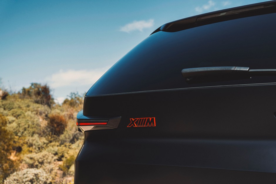 BMW XM Label Red