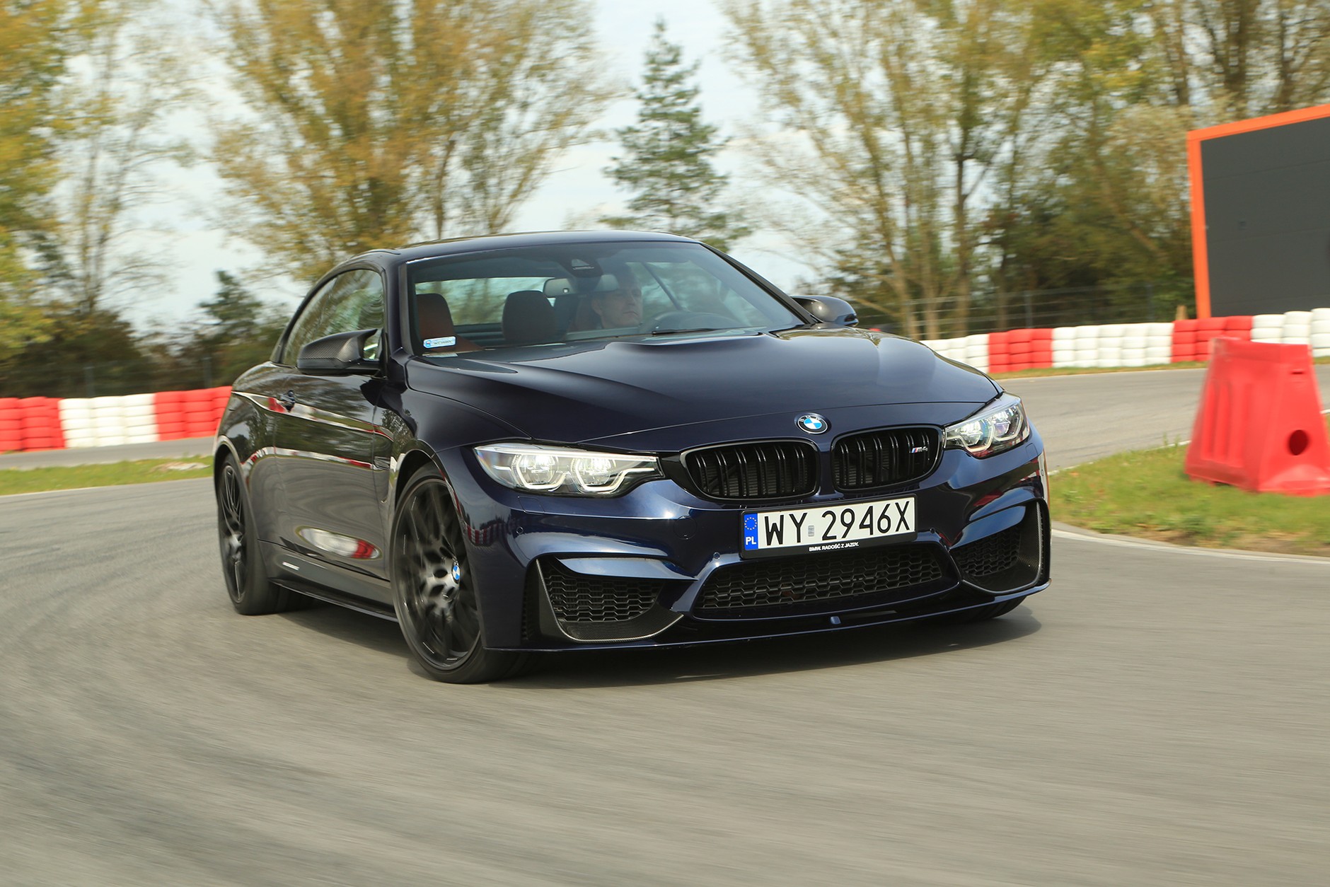 BMW M4 Cabrio M Performance - twardy zawodnik