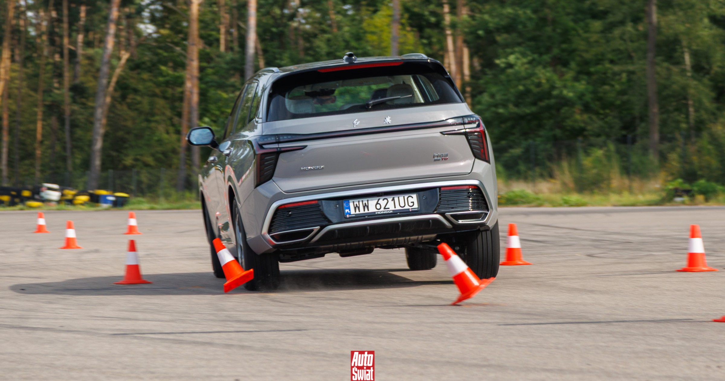 Poddaliśmy testowi łosia 16 SUV-ów. Musieliśmy stworzyć nową skalę ocen