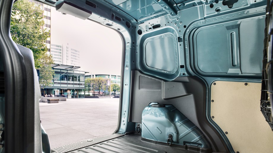 Ford Transit Courier 1 generacja 2018 rok