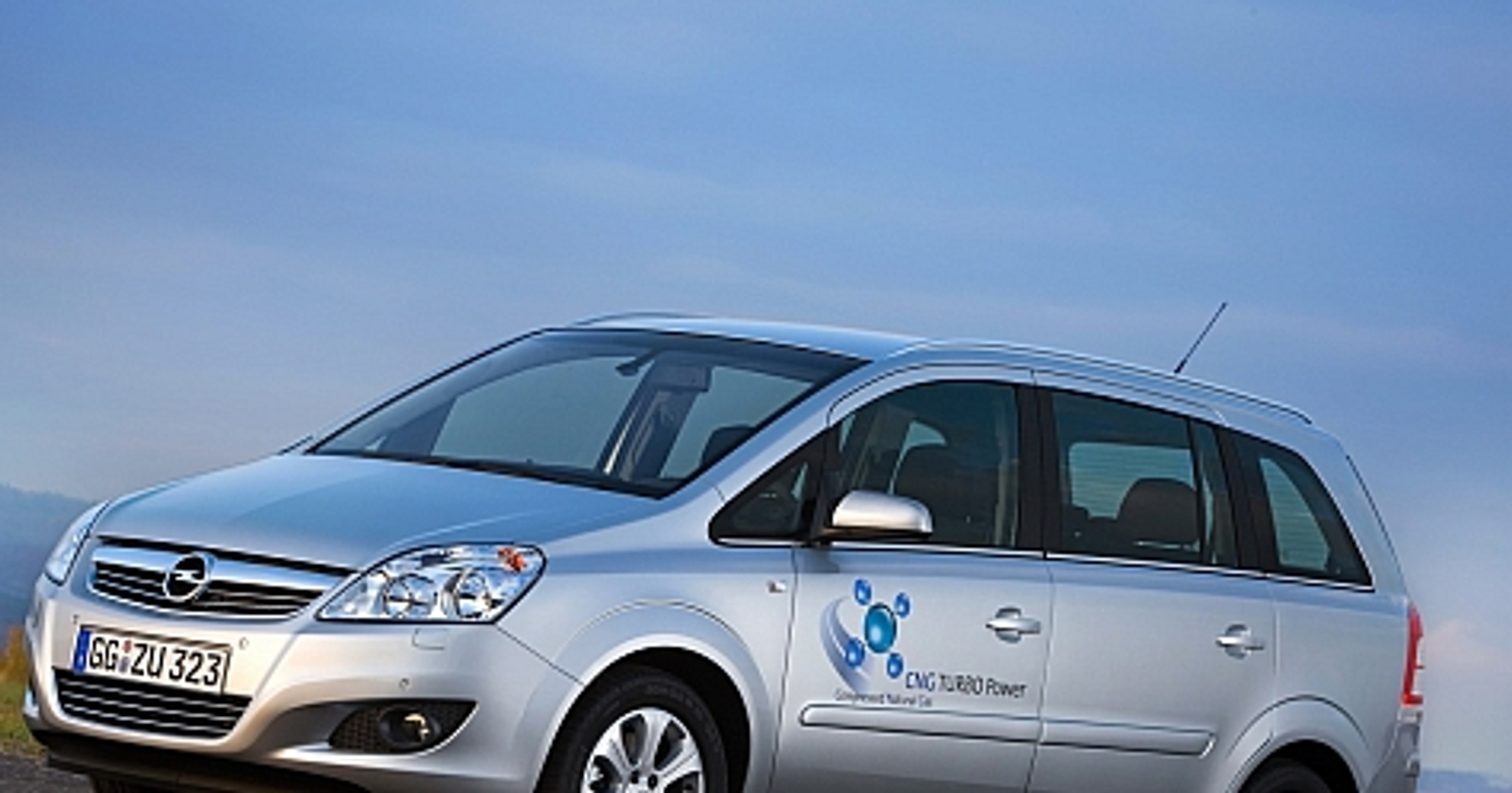 Opel Zafira ecoM - Seryjne na podwójnym gazie