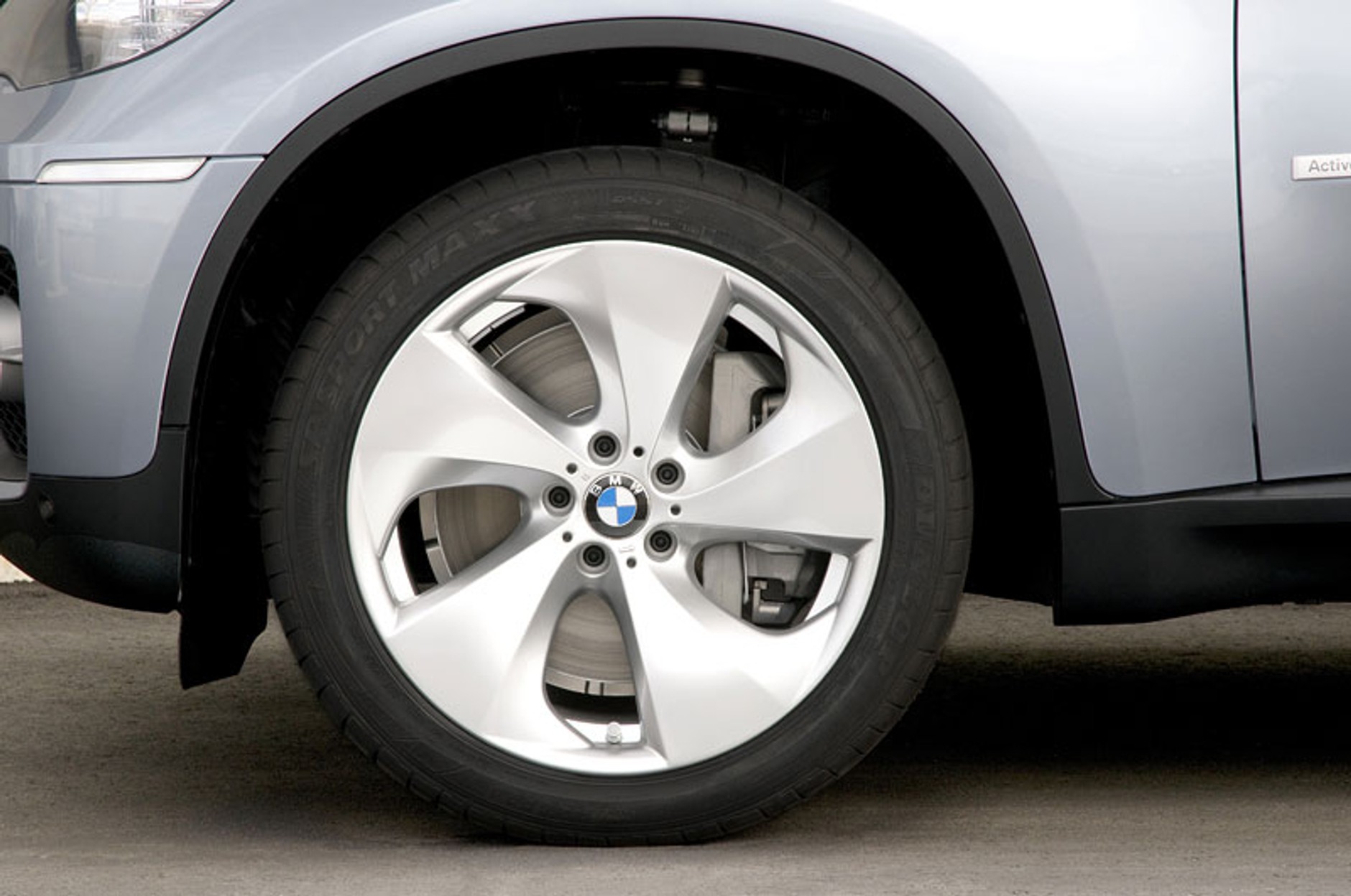 IAA Frankfurt 2009: BMW ActiveHybrid X6: V8 + 2 silniki elektryczne = pierwszy niemiecki full-hybrid