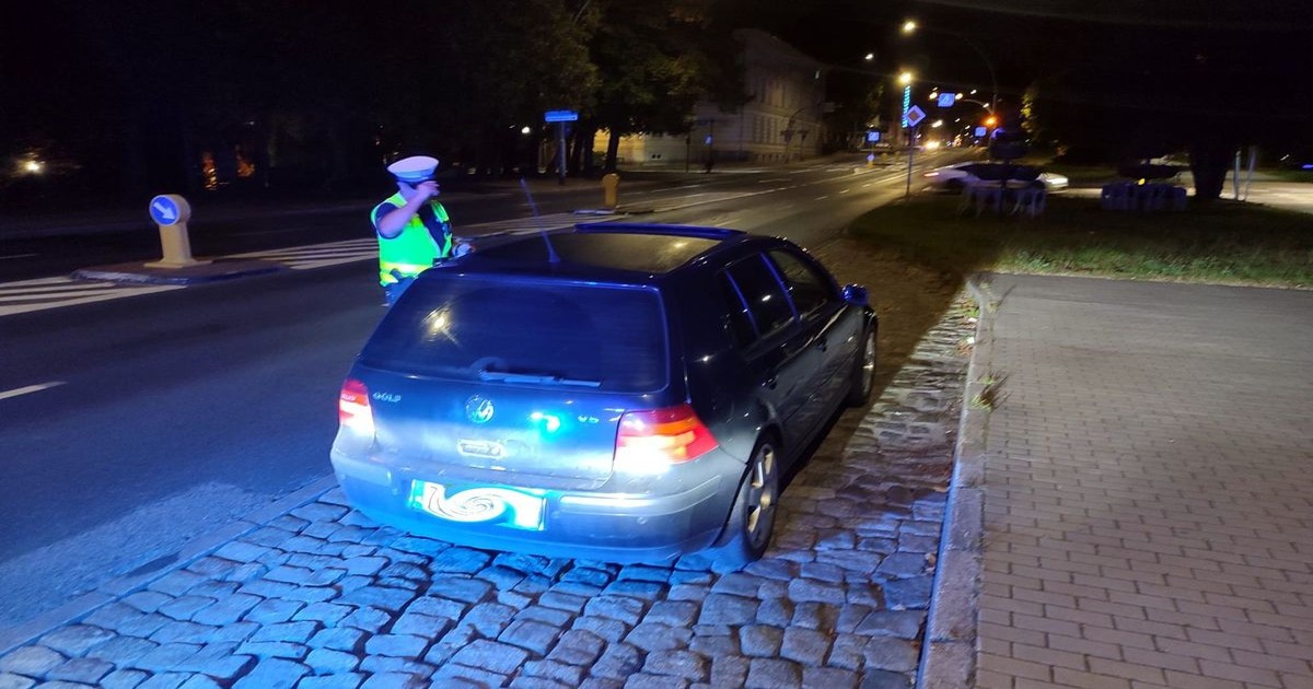  Policjanci prowadzili akcję przez cały weekend. Sprawdzali 3 rzeczy - Auto Świat