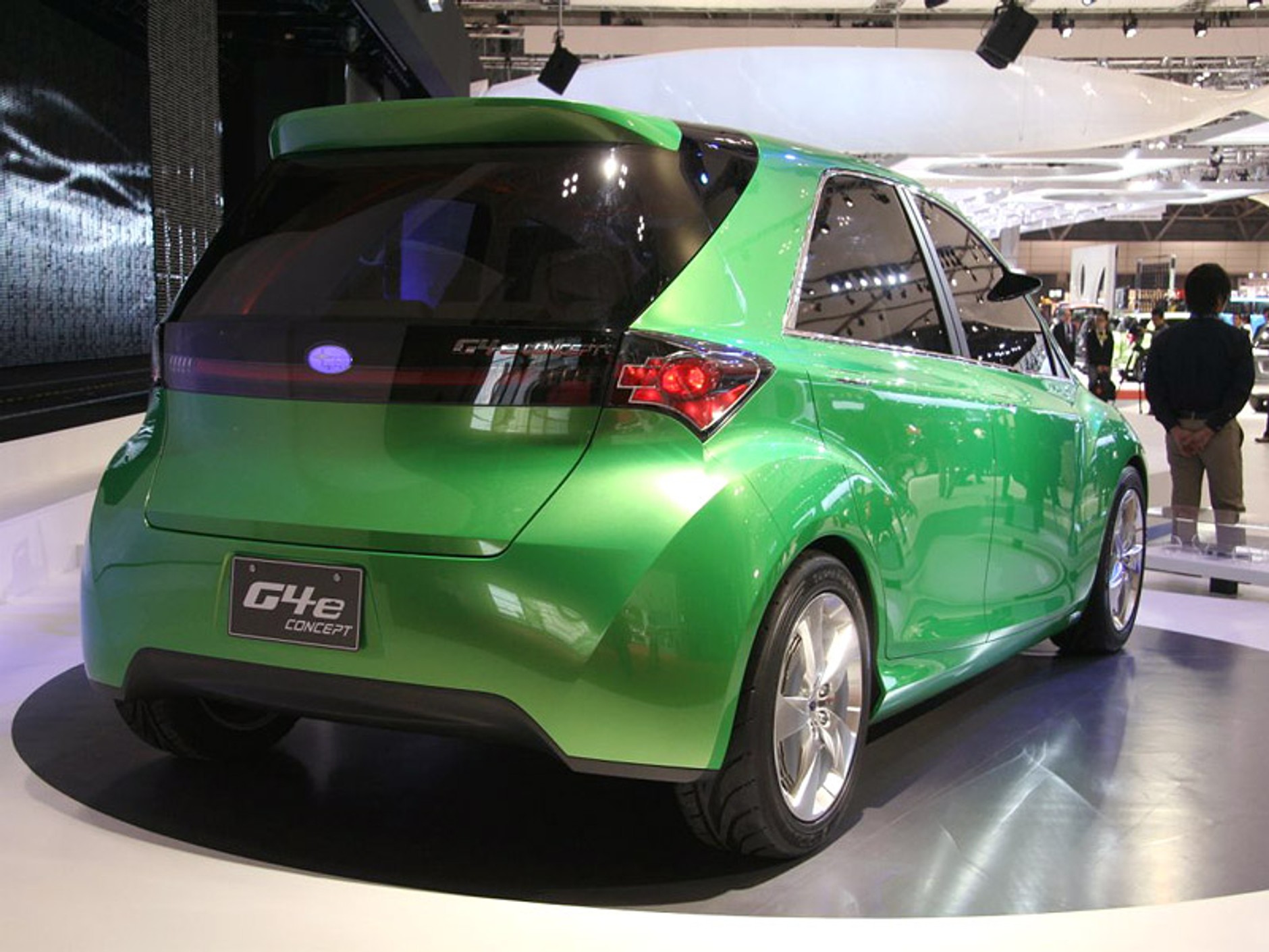 Wideo: Subaru G4e – tokijskie studium samochodu z napędem elektrycznym