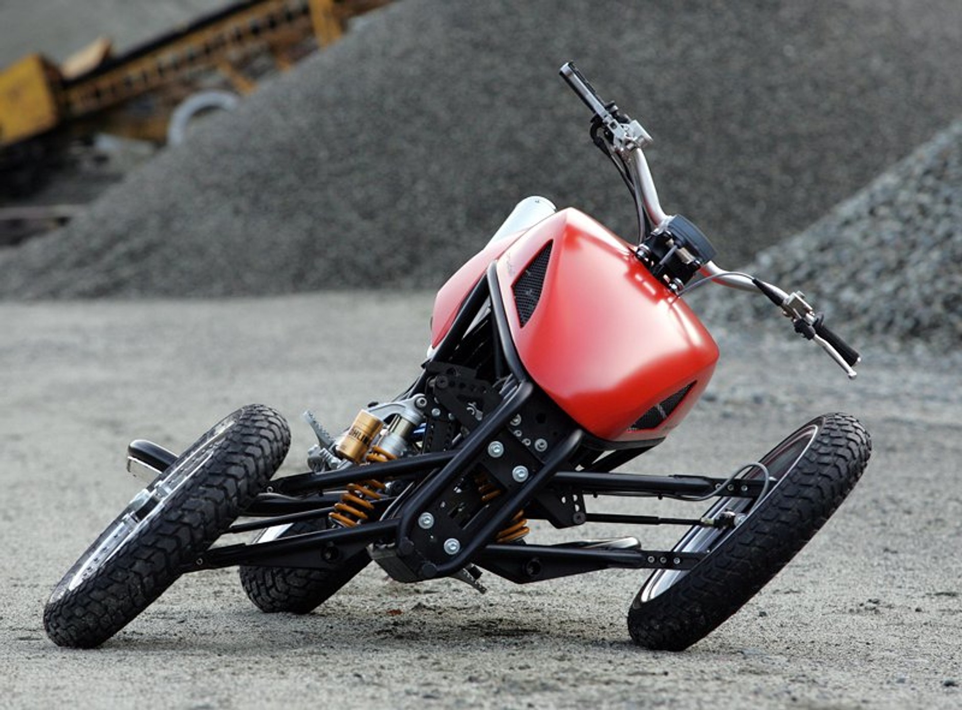 Brudeli 625L – zwariowany trójkołowiec