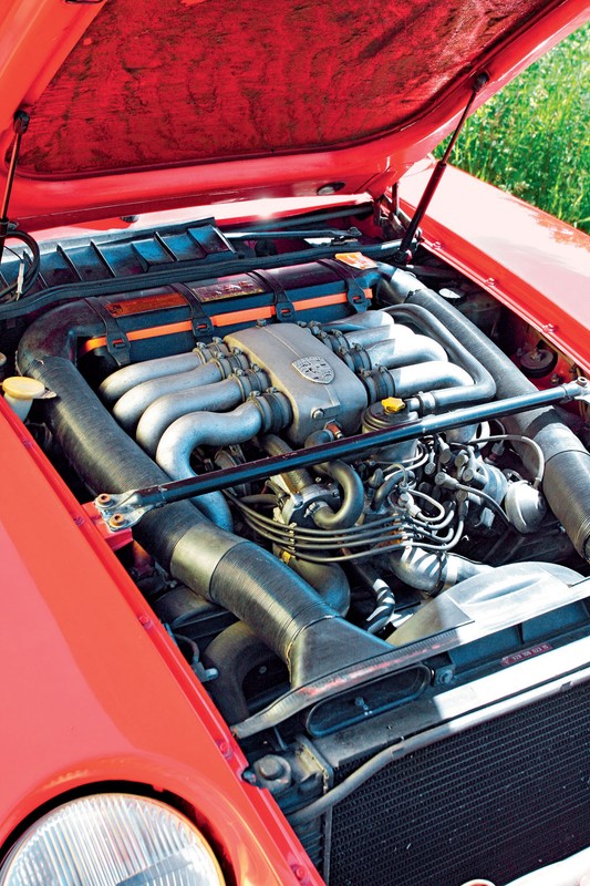 Porsche 928