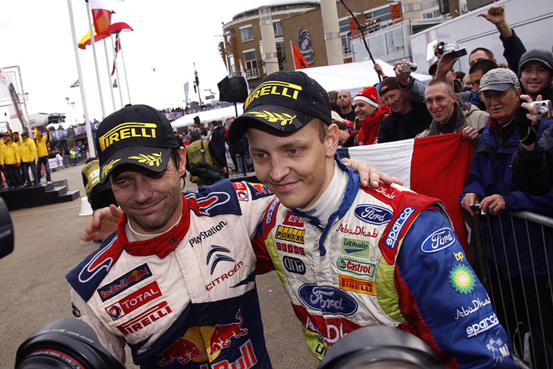 Rajd Wielkiej Brytanii 2009: mistrz świata Loeb w akcji - fotogaleria Rallyworld©Willy Weyens