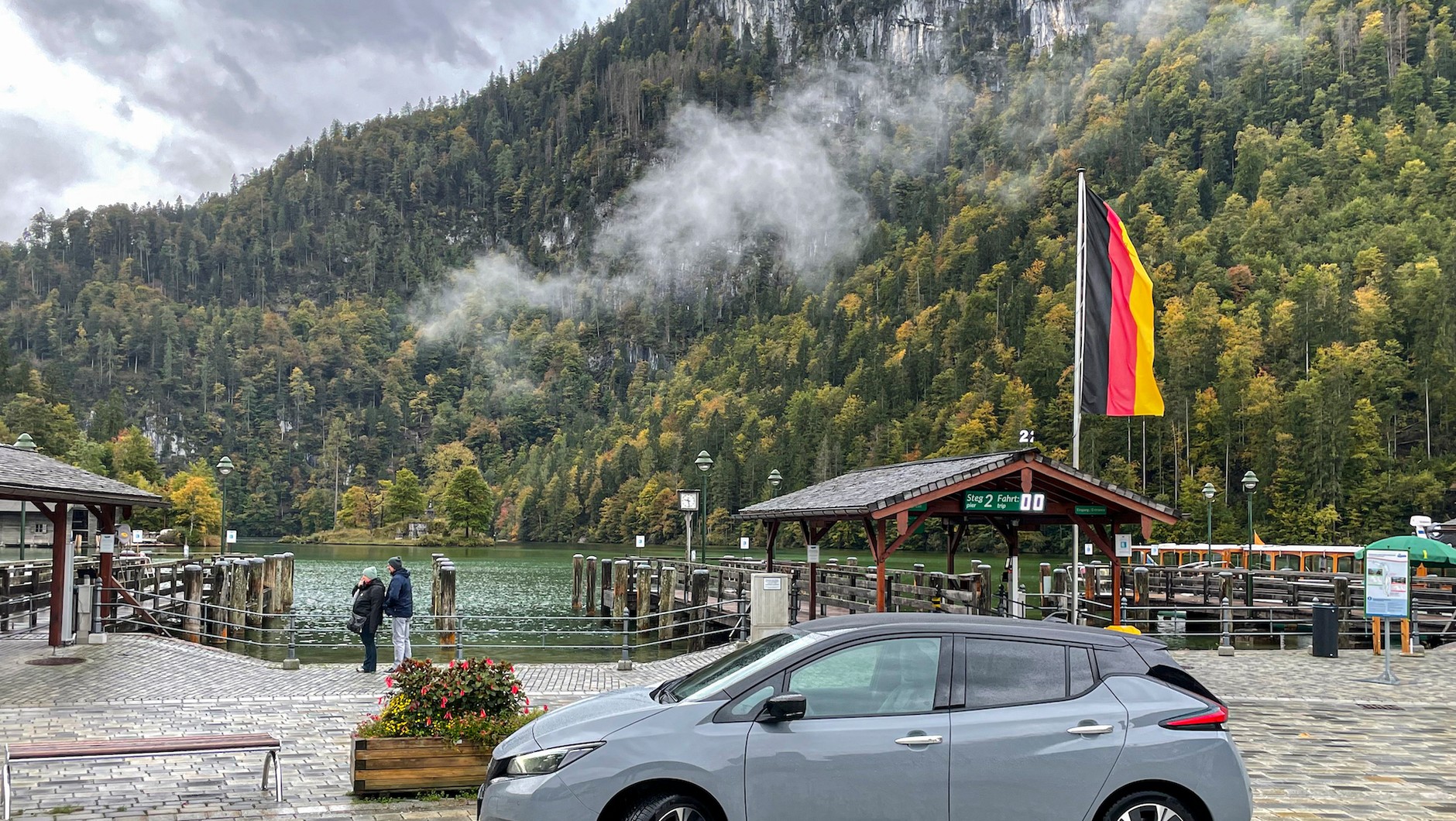 Meta! – Nissan Leaf nad Jeziorem Królewskim