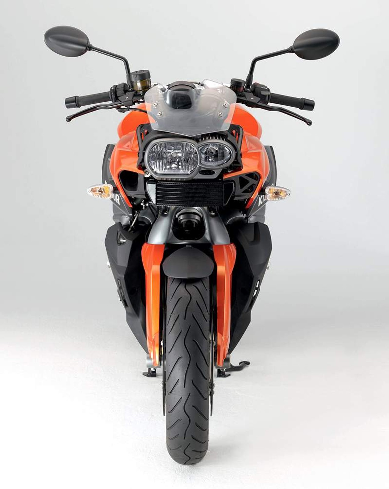 BMW Motorrad 2009: K 1300 S, K 1300 R, K 1300 GT (3x wideo HD!)