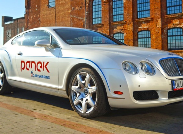 Bentley w ofercie na minuty. Panek rozbił bank!