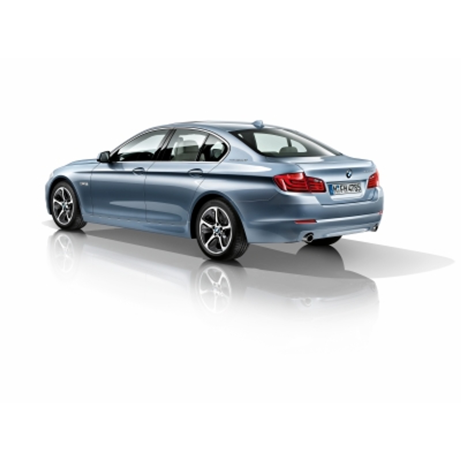 BMW ActiveHybrid 5: ekologia po bawarsku