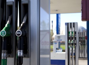 Zmiana oznaczeń na stacjach paliw. Chaos wśród kierowców