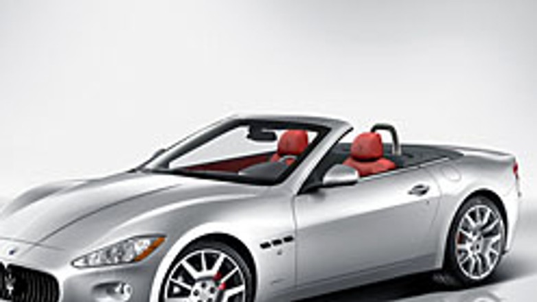 Zdjęcia szpiegowskie: Maserati Granturismo Spyder będzie coupe-kabrioletem