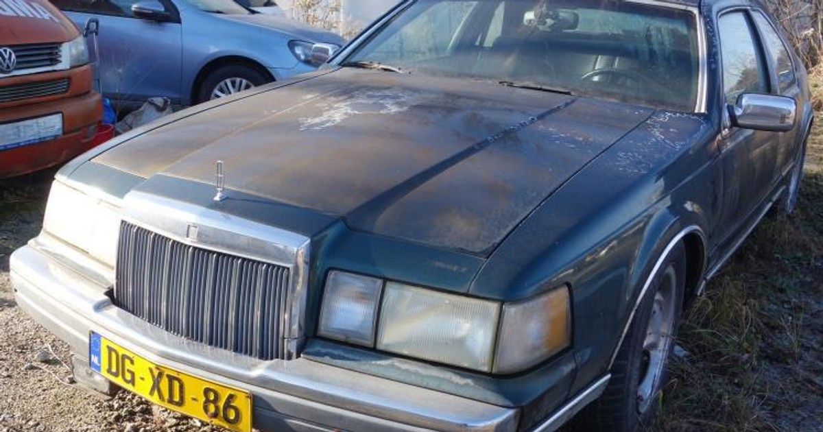 Lincoln Mark VII