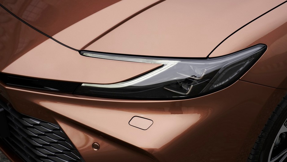 Nowa Toyota Camry