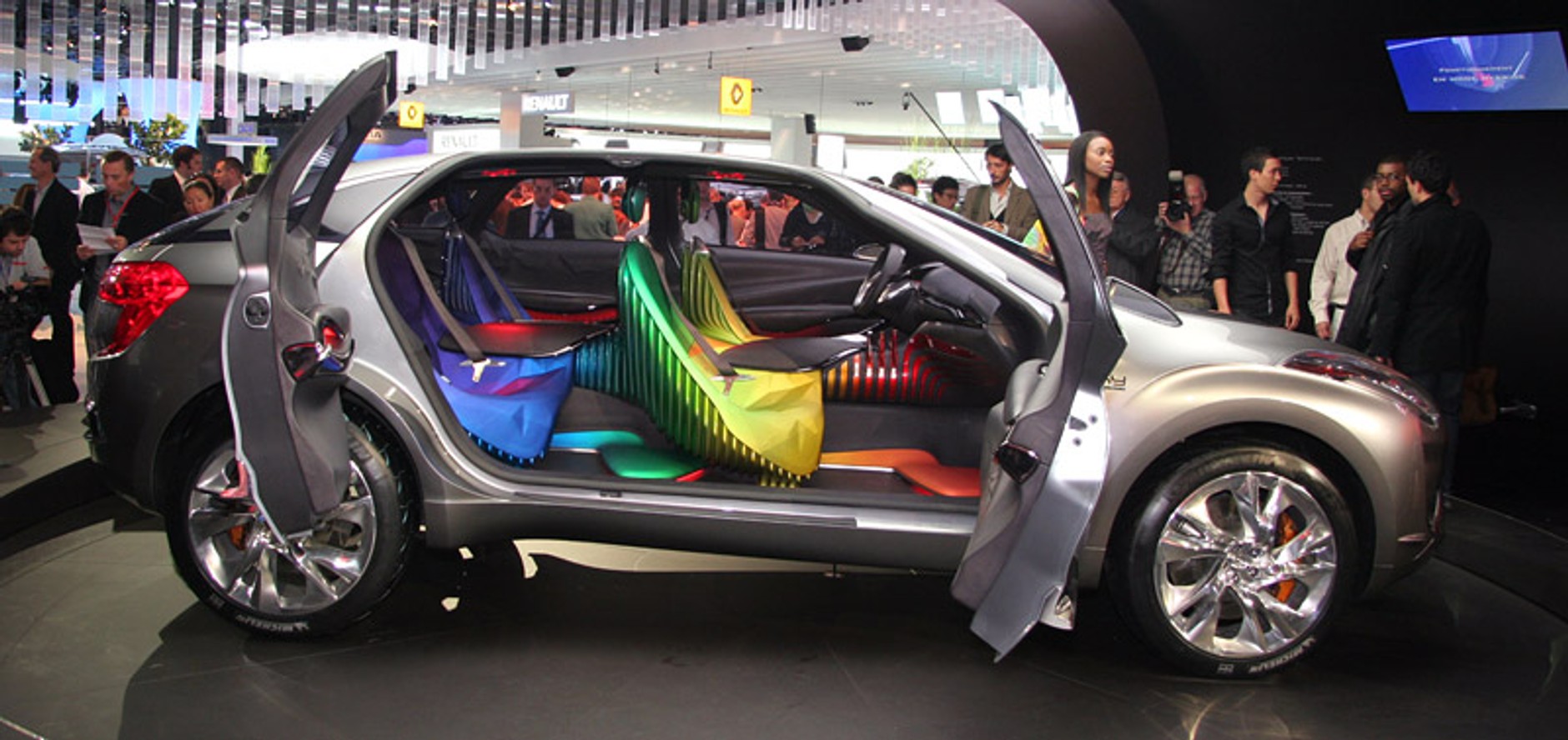 Terminy salonów samochodowych w 2009 roku