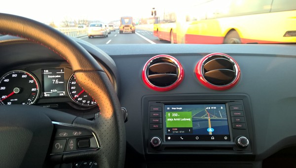 Sprawdziliśmy Android Auto w Polsce