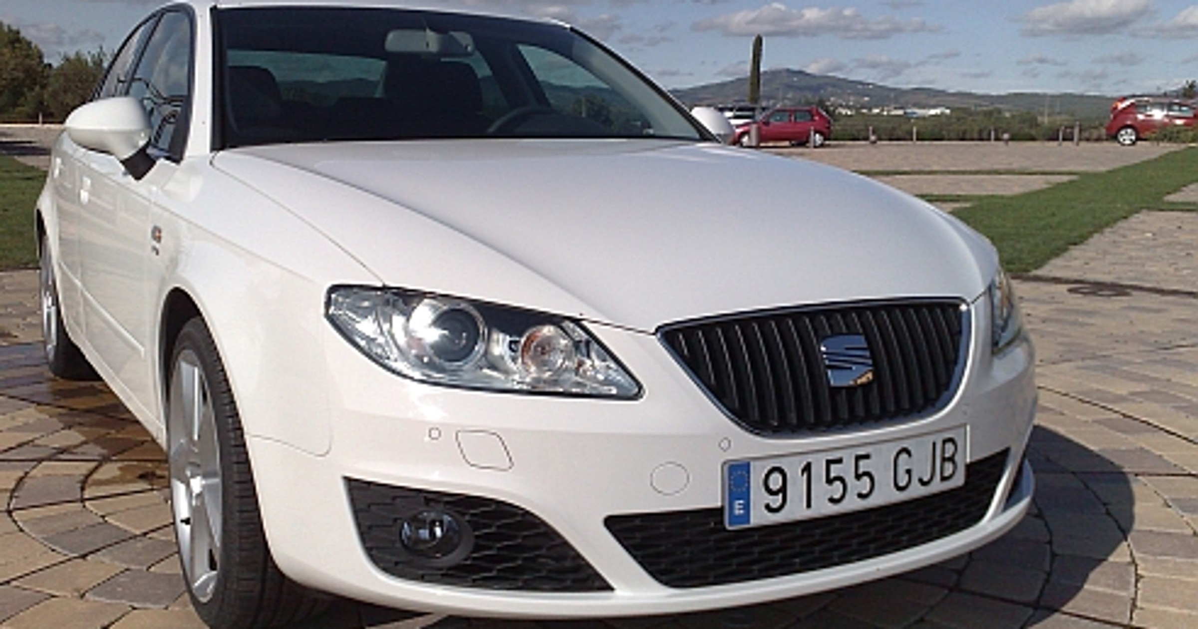 Seat Exeo - Tylko u nas ekskluzywna relacja z pierwszej jazdy najnowszym Seatem