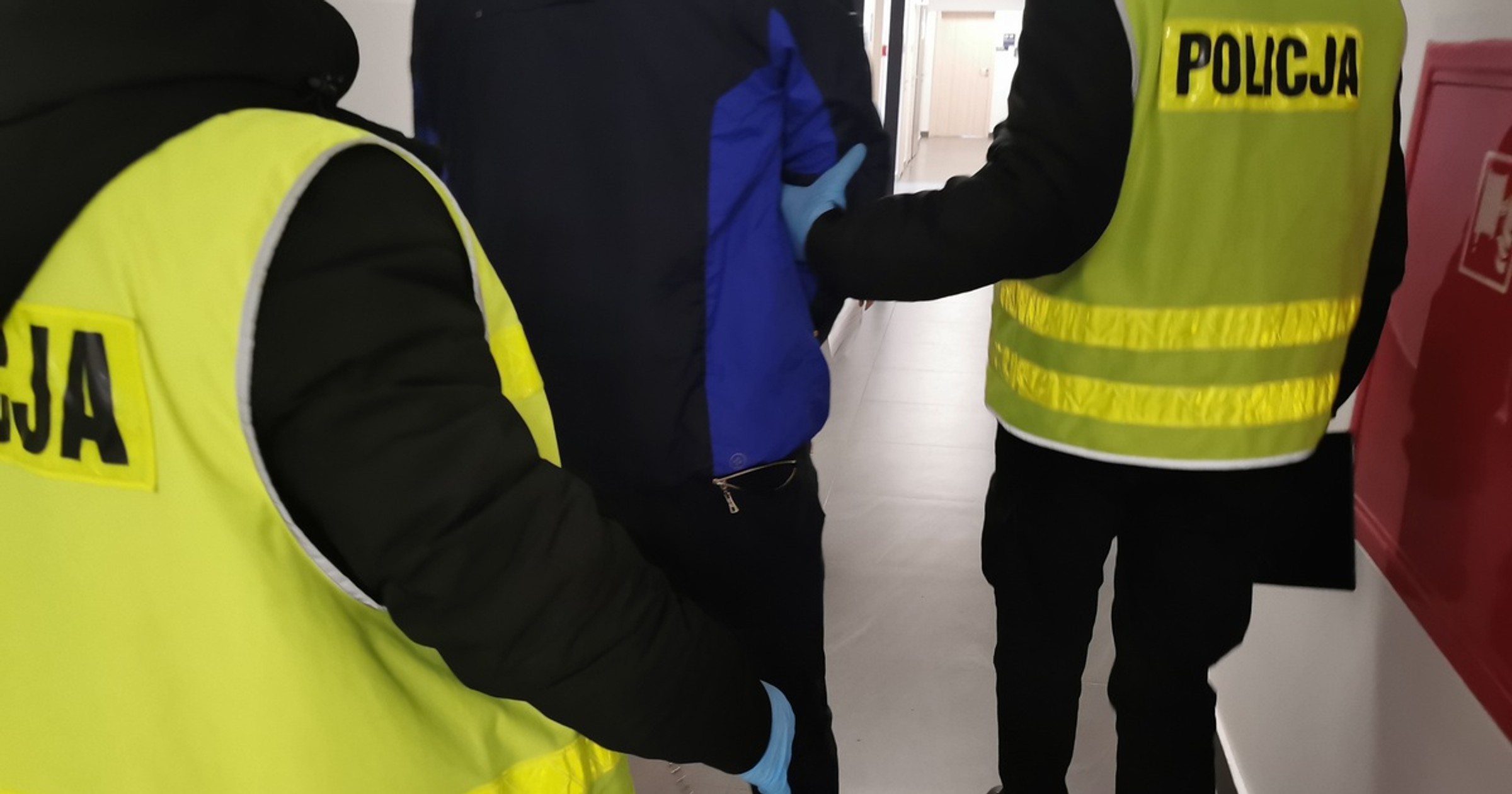 Taksówkarz, który kradł tablice rejestracyjne i paliwo w gminie Łomża, za swoje czyny może trafić do więzienia na pięć lat