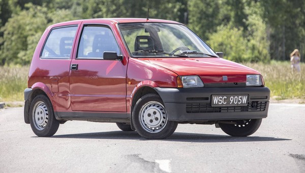 Daewoo Tico kontra Fiat Cinquecento. Za co lubili je Polacy? Z archiwum "Auto Świata”