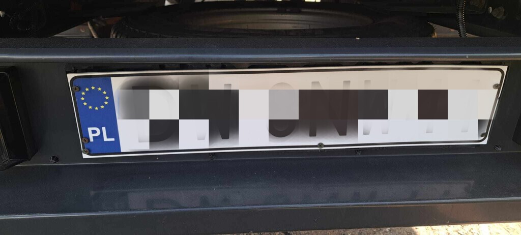 Falsyfikat tablicy rejestracyjnej
