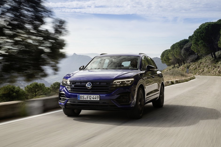 Volkswagen Touareg R – hybryda na sportowo