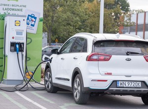 Kia Niro Plug-in Hybrid – sposób na tanią jazdę crossoverem? | TEST