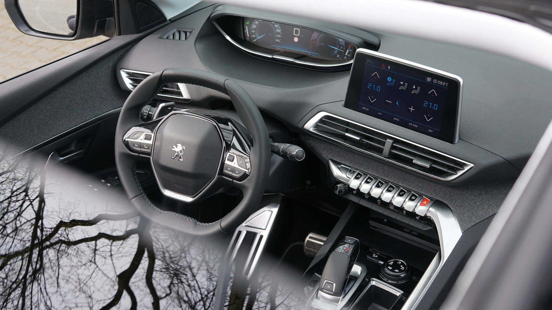 Peuegot 5008 Crossway