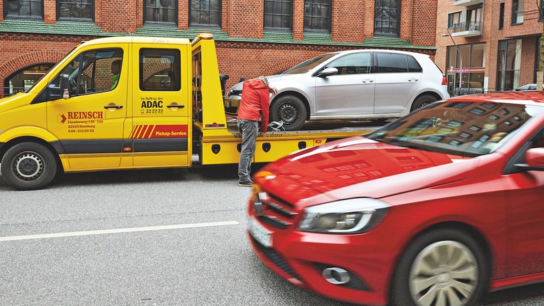 VW Golf i Mercedes klasy A – test 300 tys. km