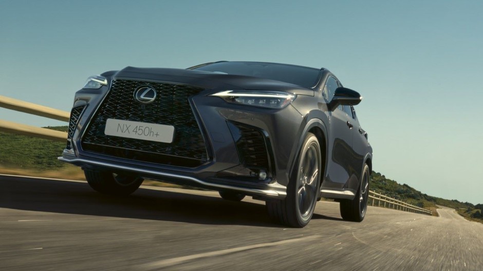 Lexus NX (druga generacja; od 2021 r.): najczęściej rejestrowane nowe auto premium w Polsce w maju 2024 r.