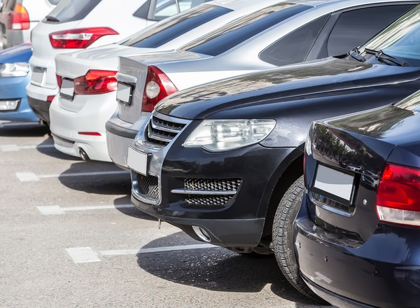 Uwaga na parkingi grozy w miastach turystycznych. Nawet 20 zł za godzinę!