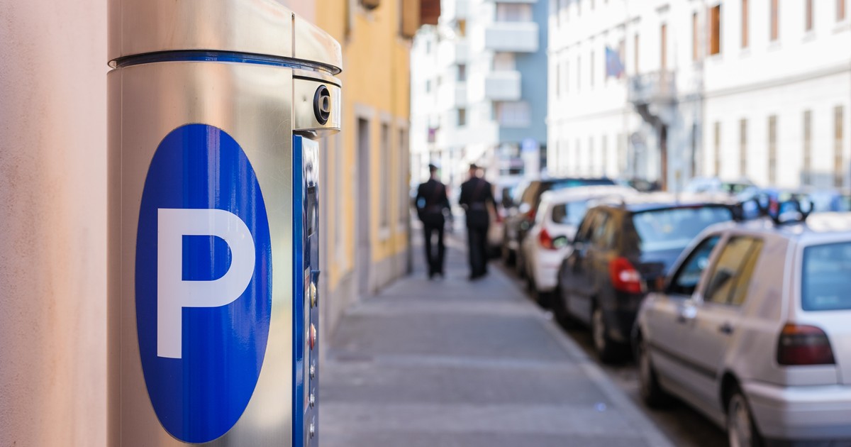 Mieszkaniec Warszawy parkował bez biletu w płatnej strefie. Dostał 6 tys. zł kary