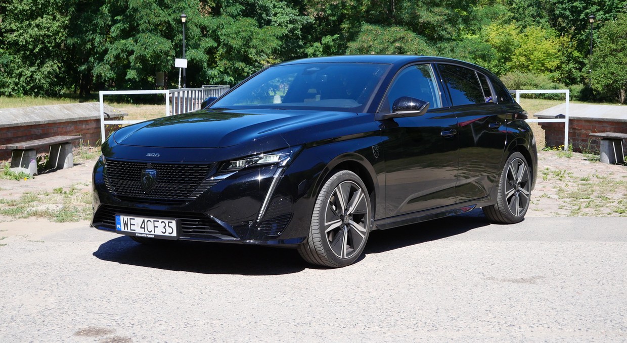 Przejechałem 1000 km Peugeotem 308 GT 1.5 BlueHDi: wskaźnik nie zbliżył się nawet do rezerwy